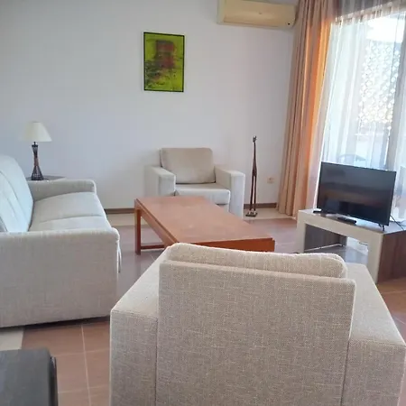 на плажа Apartment *